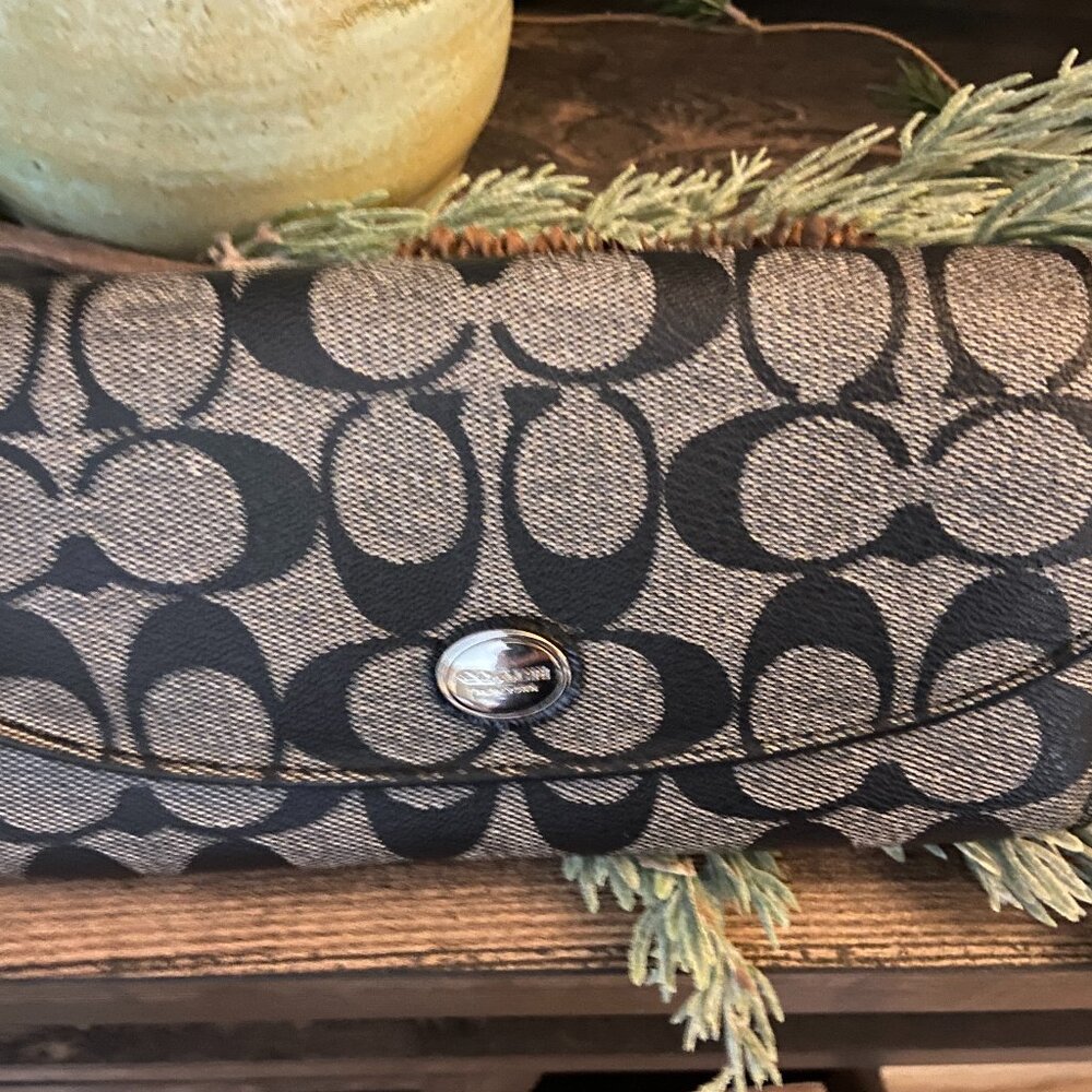 Coach Peyton BLACK GRAY Signature Envelope Wallet CLUTCH